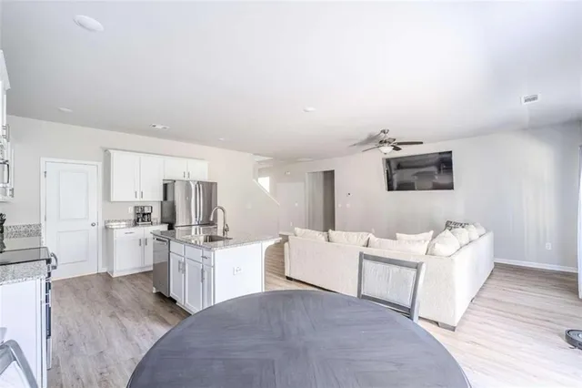 $299,900 | 841 Shannon Circle Northeast, Rome, GA 30161