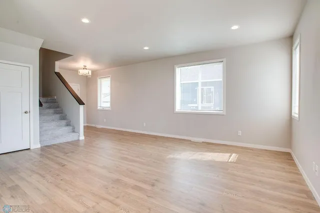 $442,400 | 6797 28th Street South, Fargo, ND 58104