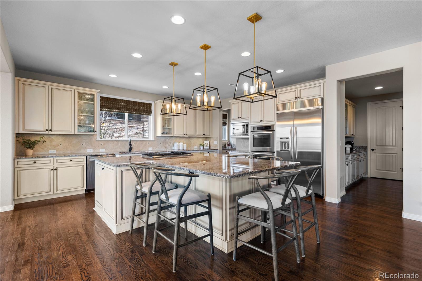 201 Maplehurst Point Highlands Ranch, CO 80126 - Photo 15 of 50