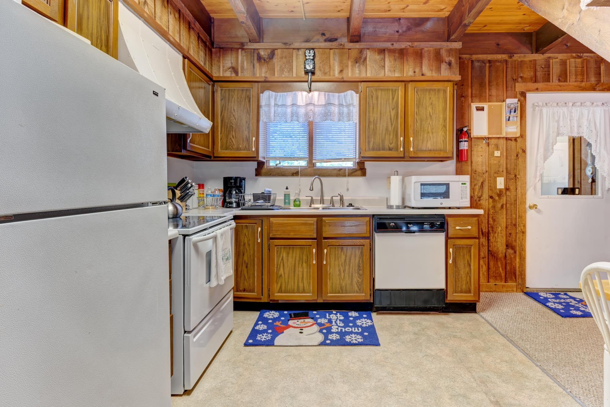 179 Hemlock Ridge Road, Unit 3B Killington, VT 05751 - Photo 11 of 34 Gallery Image 11