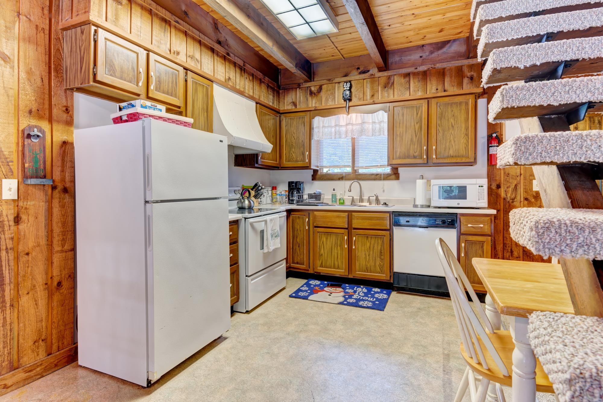 179 Hemlock Ridge Road, Unit 3B Killington, VT 05751 - Photo 12 of 34 Gallery Image 12