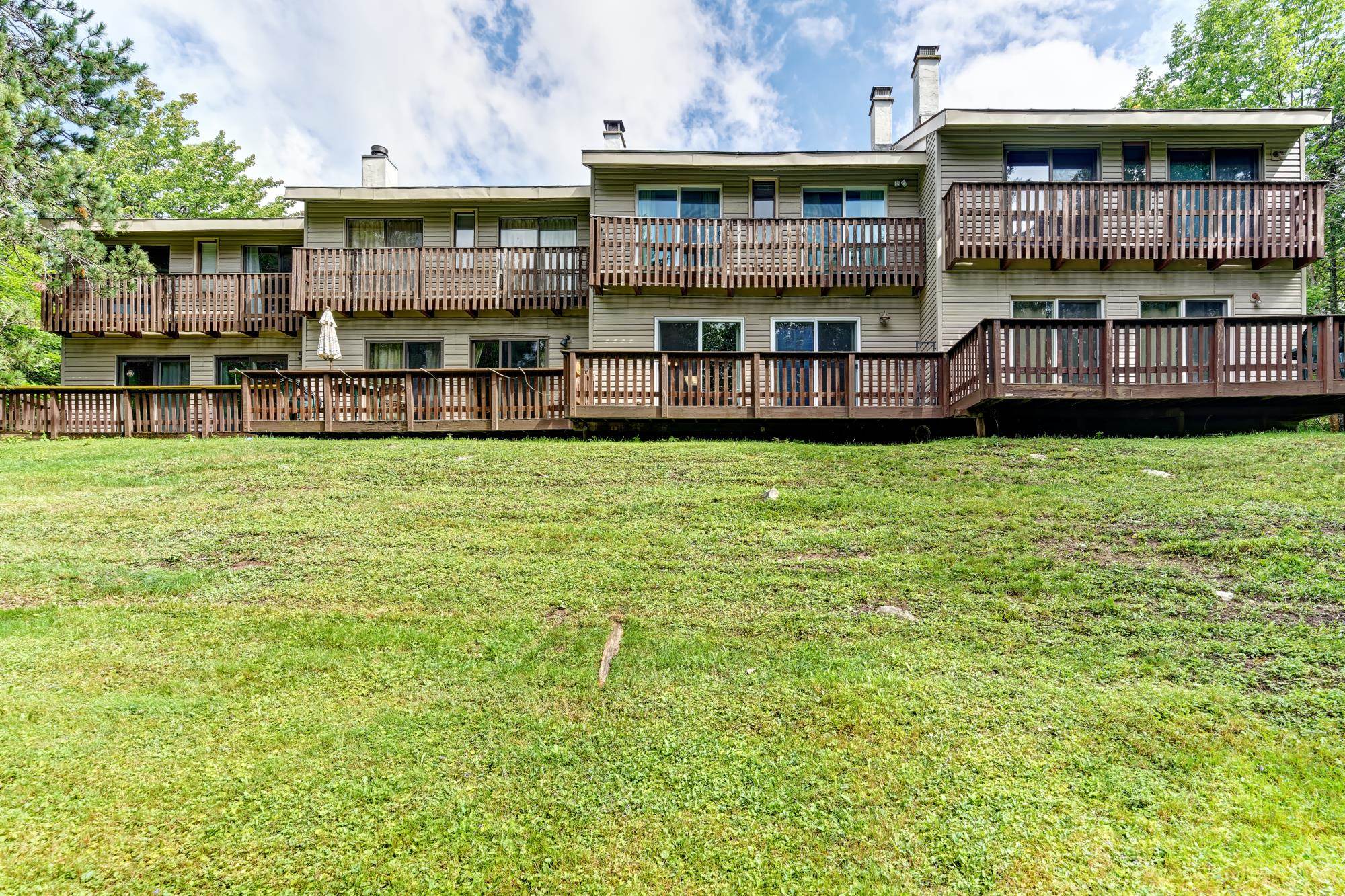 179 Hemlock Ridge Road, Unit 3B Killington, VT 05751 - Photo 3 of 34 Gallery Image 3