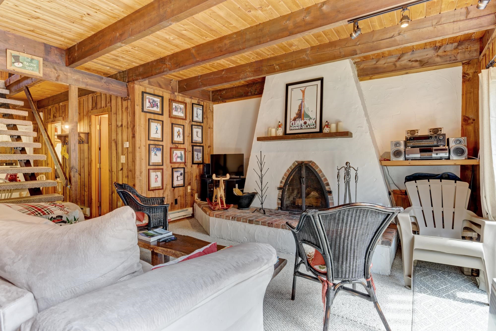 179 Hemlock Ridge Road, Unit 3B Killington, VT 05751 - Photo 7 of 34 Gallery Image 7
