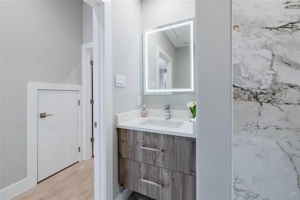 $335,000 | 111 Merritt Street, Unit 102, Fort Worth, TX 76114