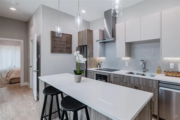 $335,000 | 111 Merritt Street, Unit 102, Fort Worth, TX 76114