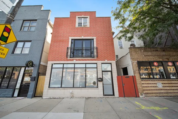 $889,500 | 4351 North Western Avenue, Chicago, IL 60618