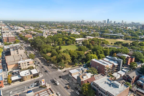 $889,500 | 4351 North Western Avenue, Chicago, IL 60618