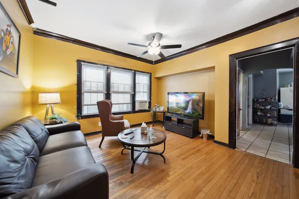 $889,500 | 4351 North Western Avenue, Chicago, IL 60618