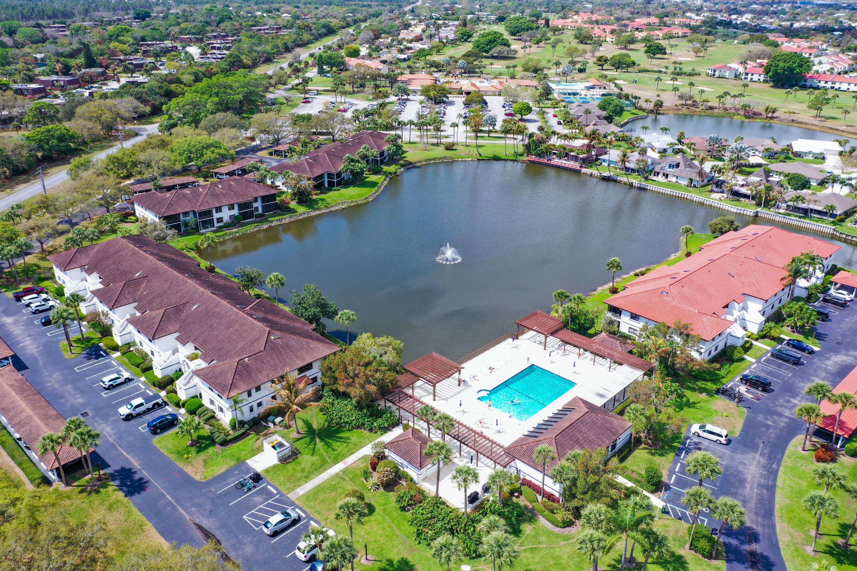 6041 Southeast Landing Way Stuart, FL 34997 - Photo 25 of 30 an aerial view of residential houses with outdoor space