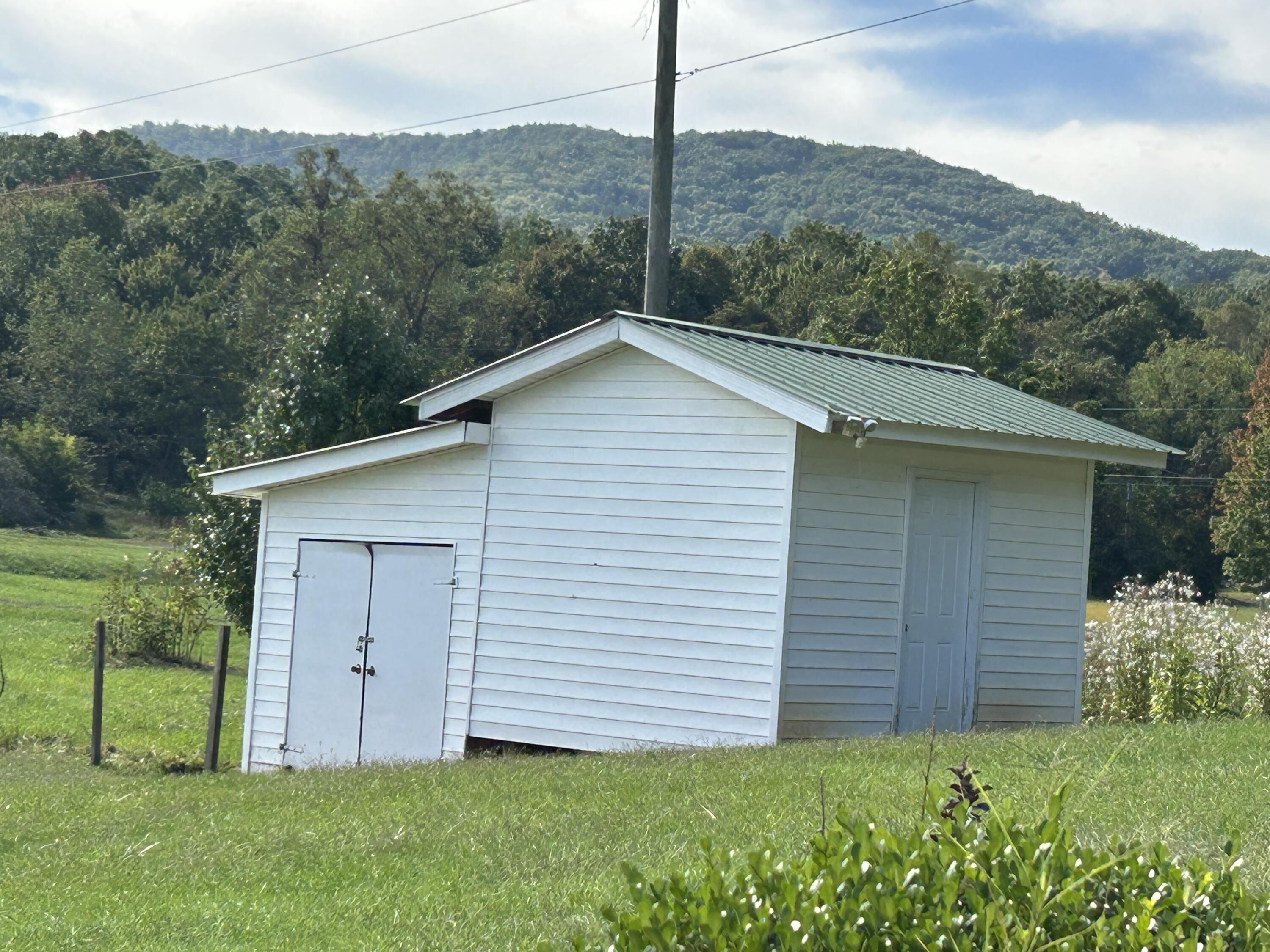 1291 Houston Mines Road Troutville, VA 24175 - Photo 22 of 24 2 of 3 buildings
