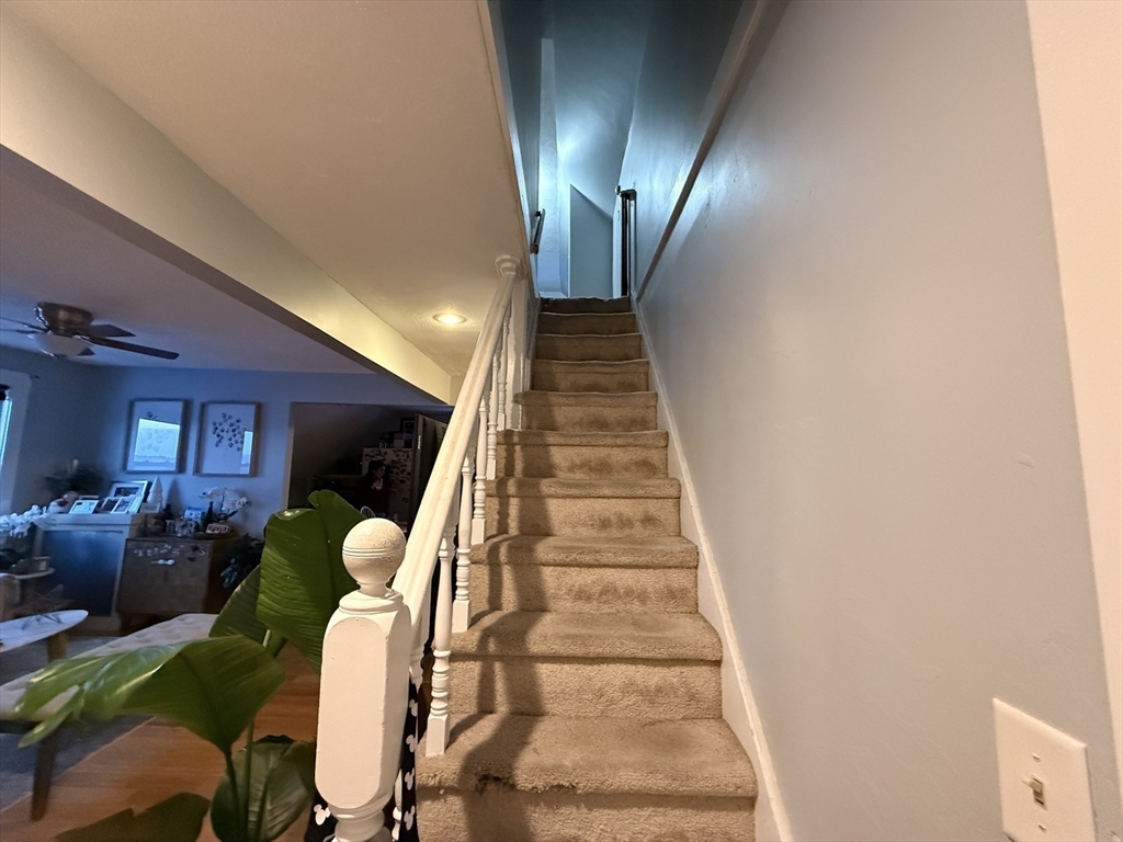 22 Linden Road, Unit 3 Melrose, MA 02176 - Photo 12 of 22