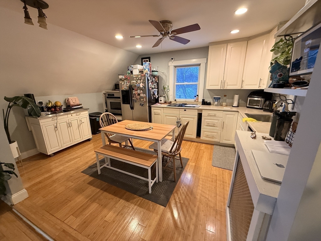 22 Linden Road, Unit 3 Melrose, MA 02176 - Photo 2 of 22