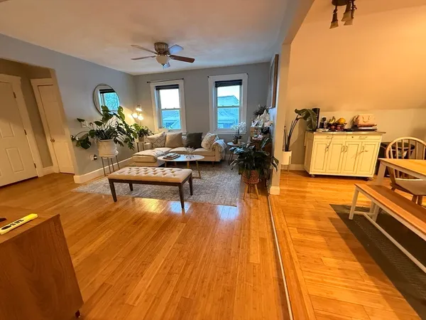 $2,900 | 22 Linden Road, Unit 3, Melrose, MA 02176