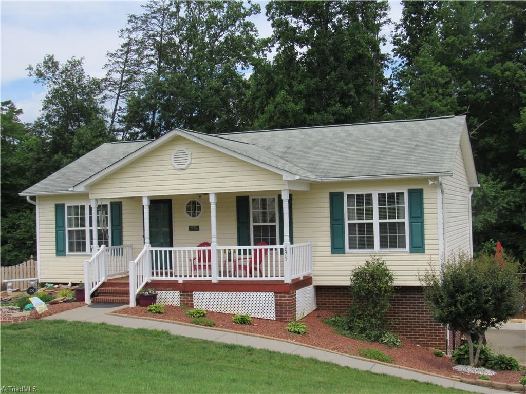 1075 Laurel Crest Road King, NC 27021 - Photo 2 of 30 Gallery Image 2