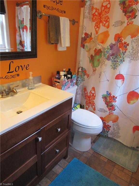 1075 Laurel Crest Road King, NC 27021 - Photo 20 of 30 Gallery Image 20