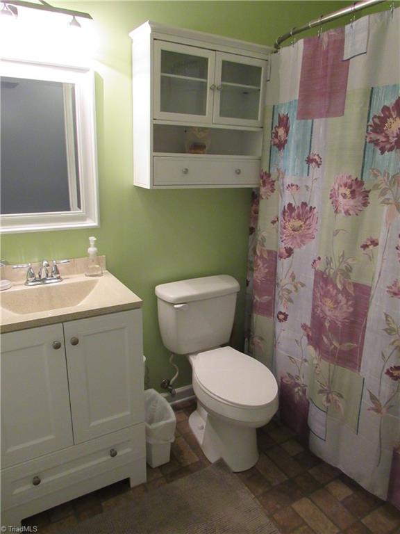 1075 Laurel Crest Road King, NC 27021 - Photo 21 of 30 Gallery Image 21