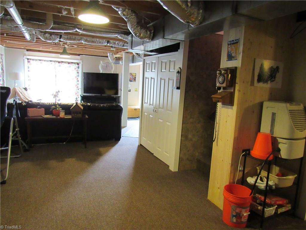1075 Laurel Crest Road King, NC 27021 - Photo 28 of 30 Gallery Image 28