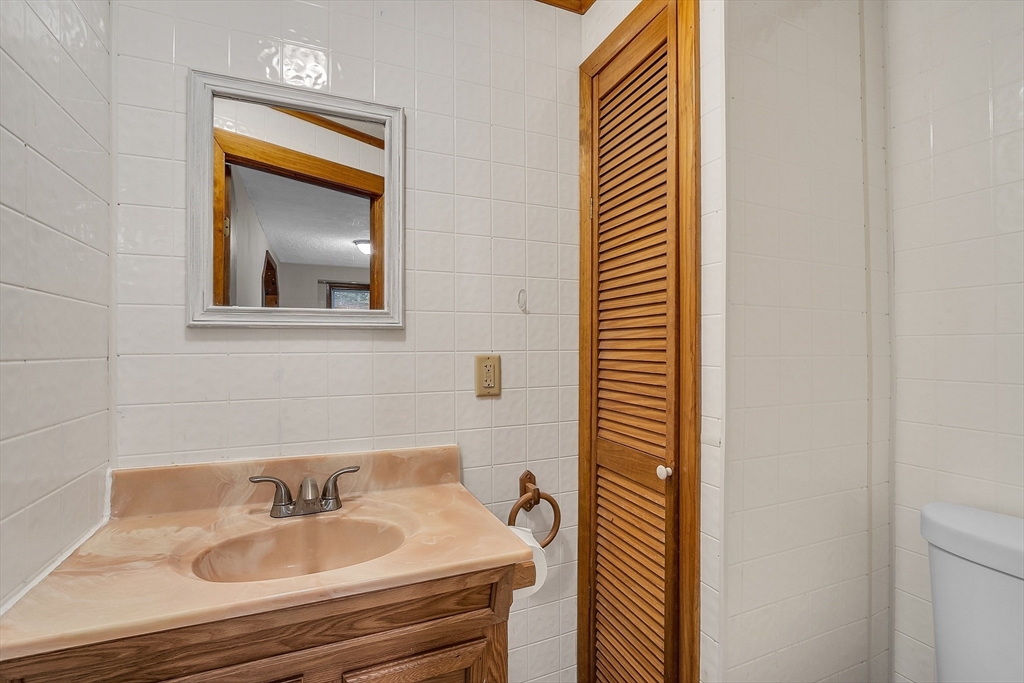 87 Graniteville Road, Unit B Westford, MA 01886 - Photo 12 of 16