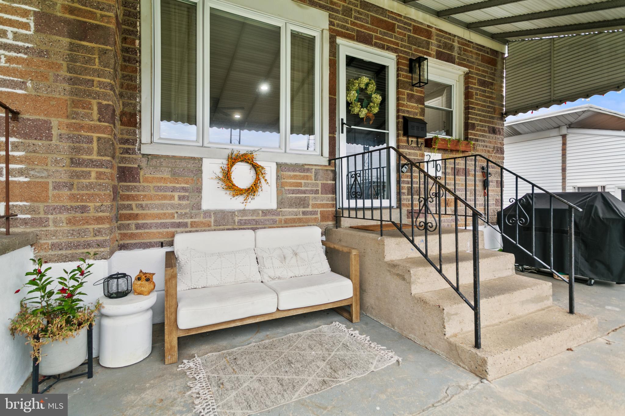 210 Hoffman Road Ridley Park, PA 19078 - Photo 4 of 24 Gallery Image 4