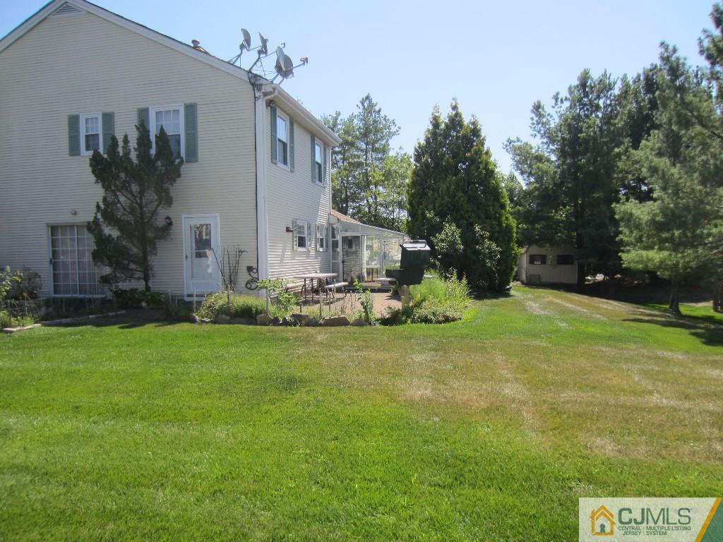 69 Rice Run East Brunswick, NJ 08816 - Photo 23 of 24 Gallery Image 23