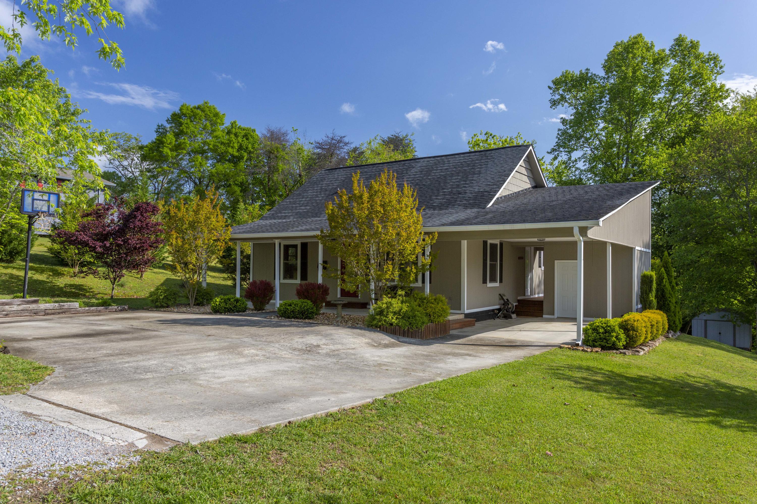 238 Powerline Road Spring City, TN 37381 - Photo 2 of 30 _00A8985