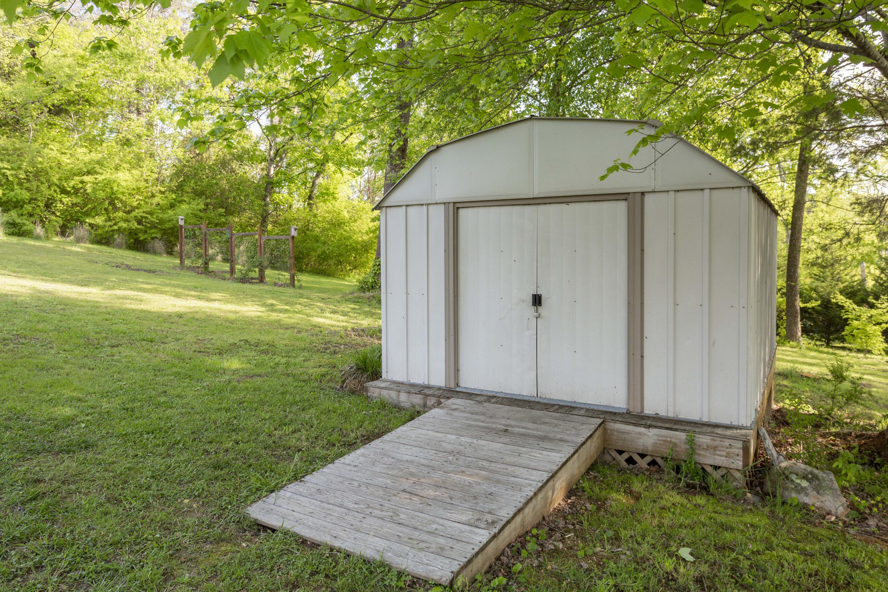 238 Powerline Road Spring City, TN 37381 - Photo 7 of 30 _00A9003