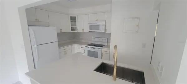 $1,600 | 100 Sweetgum Woods Court, Unit 8D, Deltona, FL 32725