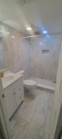 $1,600 | 100 Sweetgum Woods Court, Unit 8D, Deltona, FL 32725