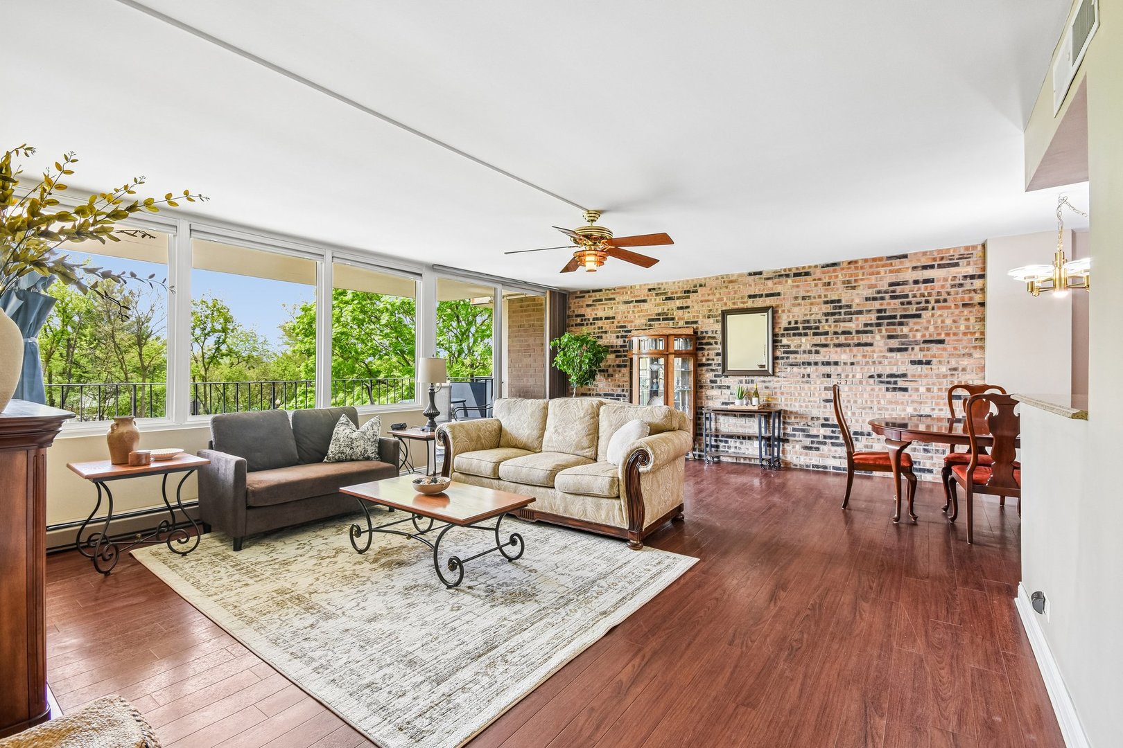 101 Bar Harbour Road, Unit 4D Schaumburg, IL 60193 - Photo 2 of 25