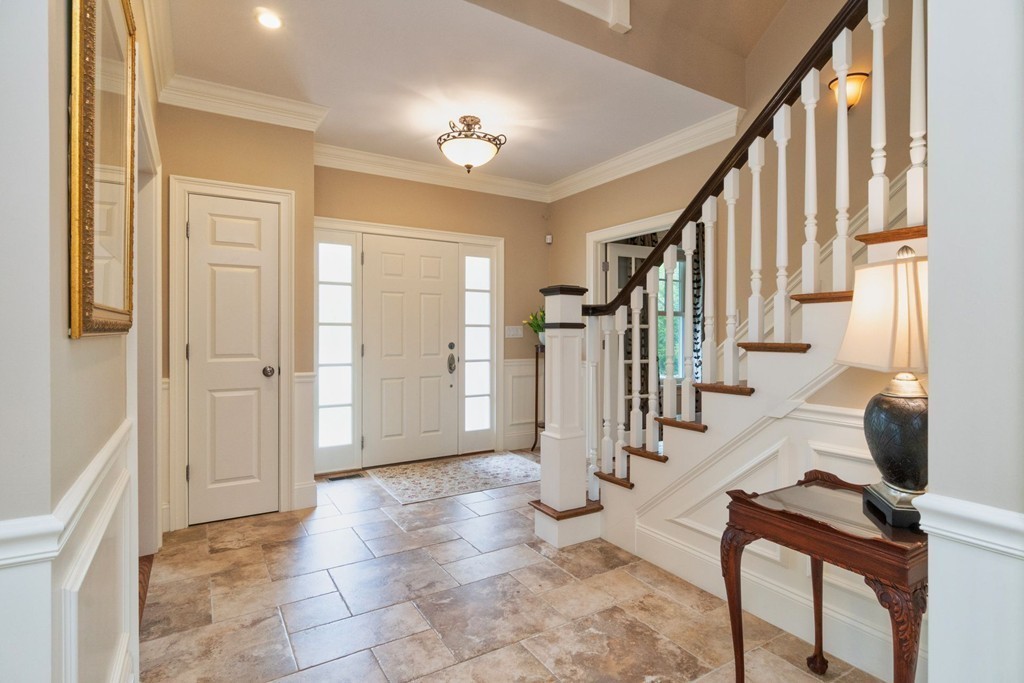 29 Woodcliffe Road Lexington, MA 02421 - Photo 8 of 35