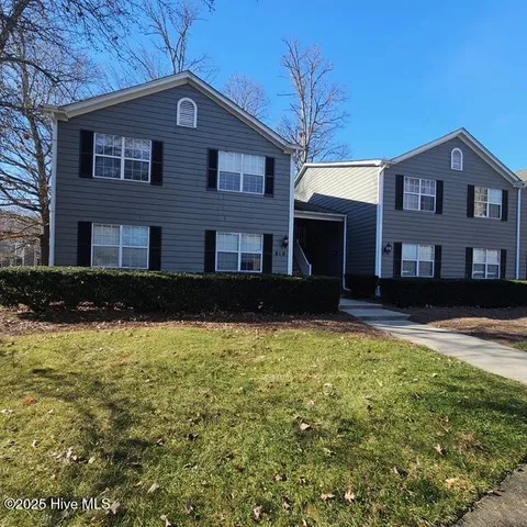 $129,900 | 810 Ashebrook Drive, Greensboro, NC 27409