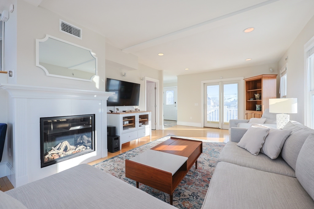 40 Channel Street Hull, MA 02045 - Photo 11 of 30