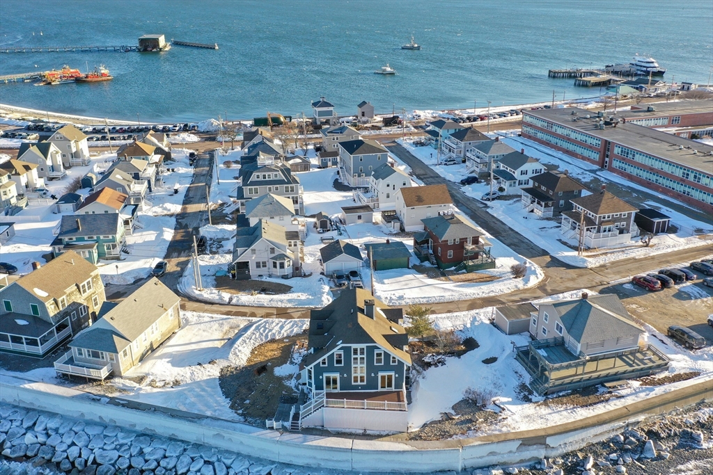 40 Channel Street Hull, MA 02045 - Photo 3 of 30