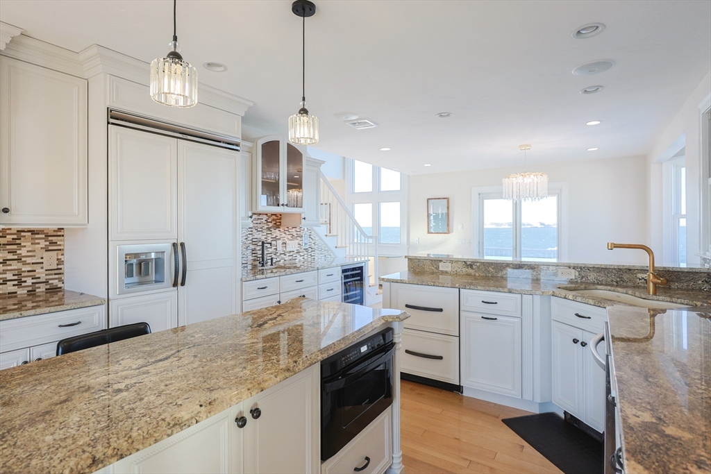 40 Channel Street Hull, MA 02045 - Photo 4 of 30