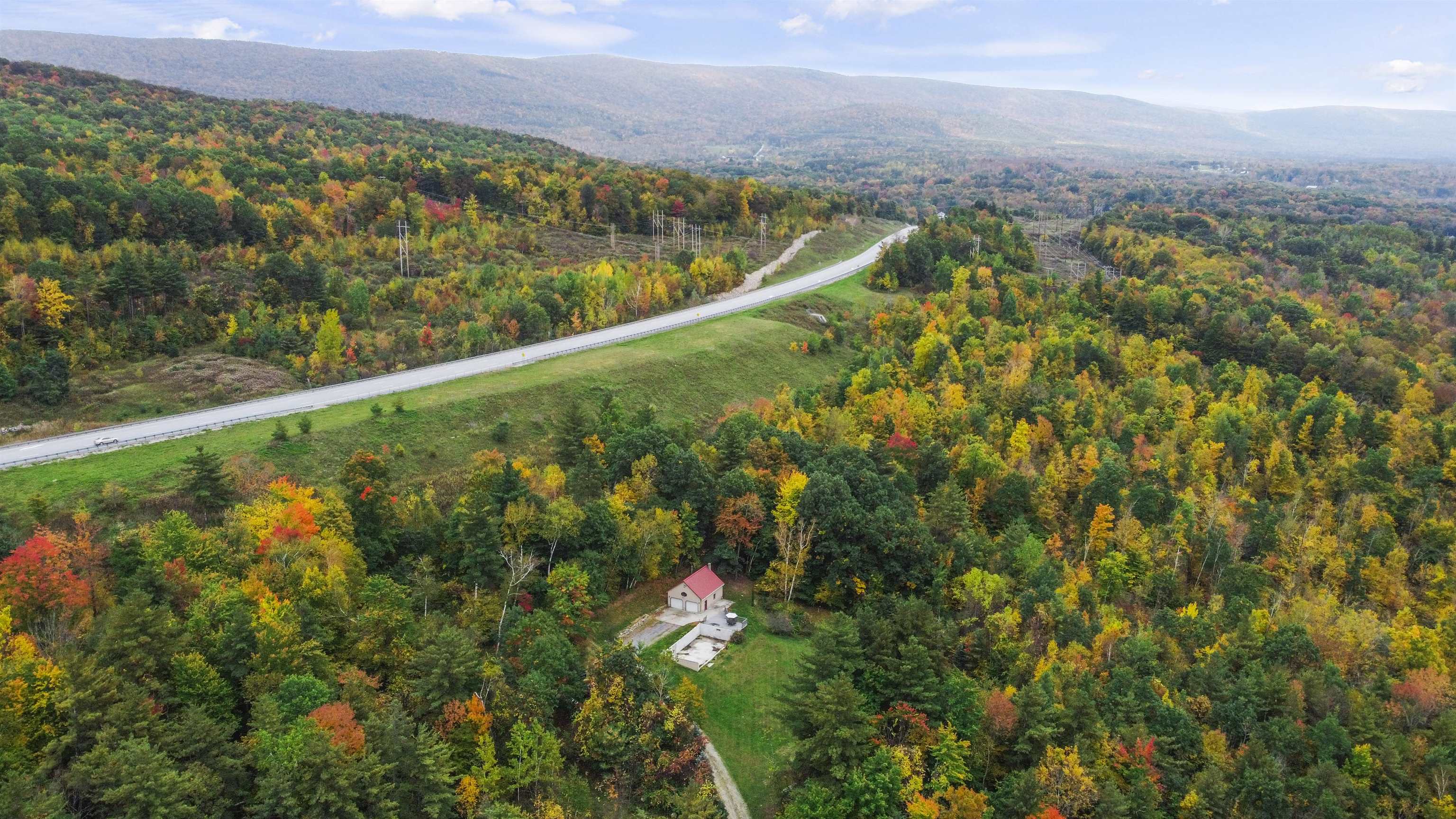311 Chapel Road Bennington, VT 05201 - Photo 2 of 34