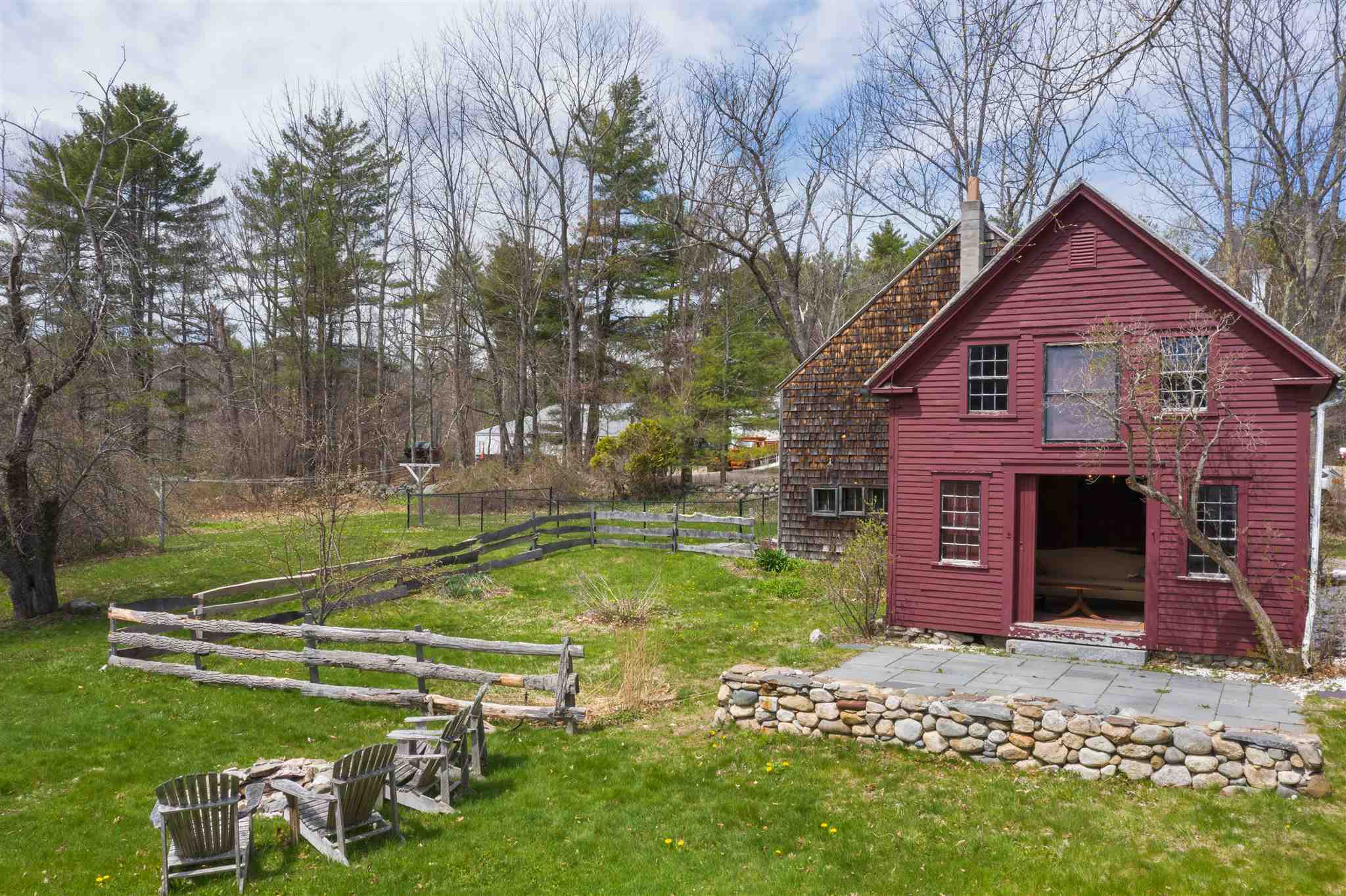 261 Wentworth Road Brookfield, NH 03872 - Photo 5 of 40