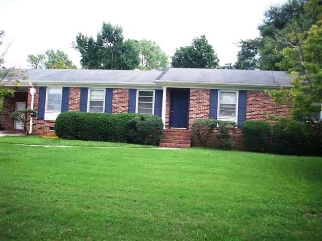 8 Broadford Road Greenville, SC 29615 - Photo 1 of 18 Gallery Image 1