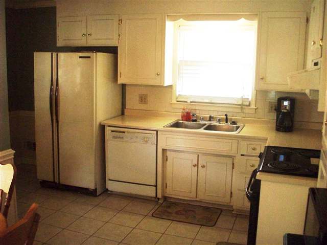 8 Broadford Road Greenville, SC 29615 - Photo 2 of 18 Gallery Image 2