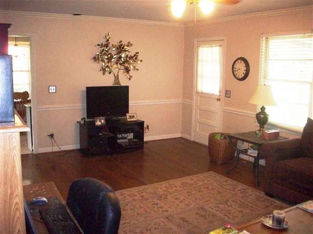 8 Broadford Road Greenville, SC 29615 - Photo 8 of 18 Gallery Image 8