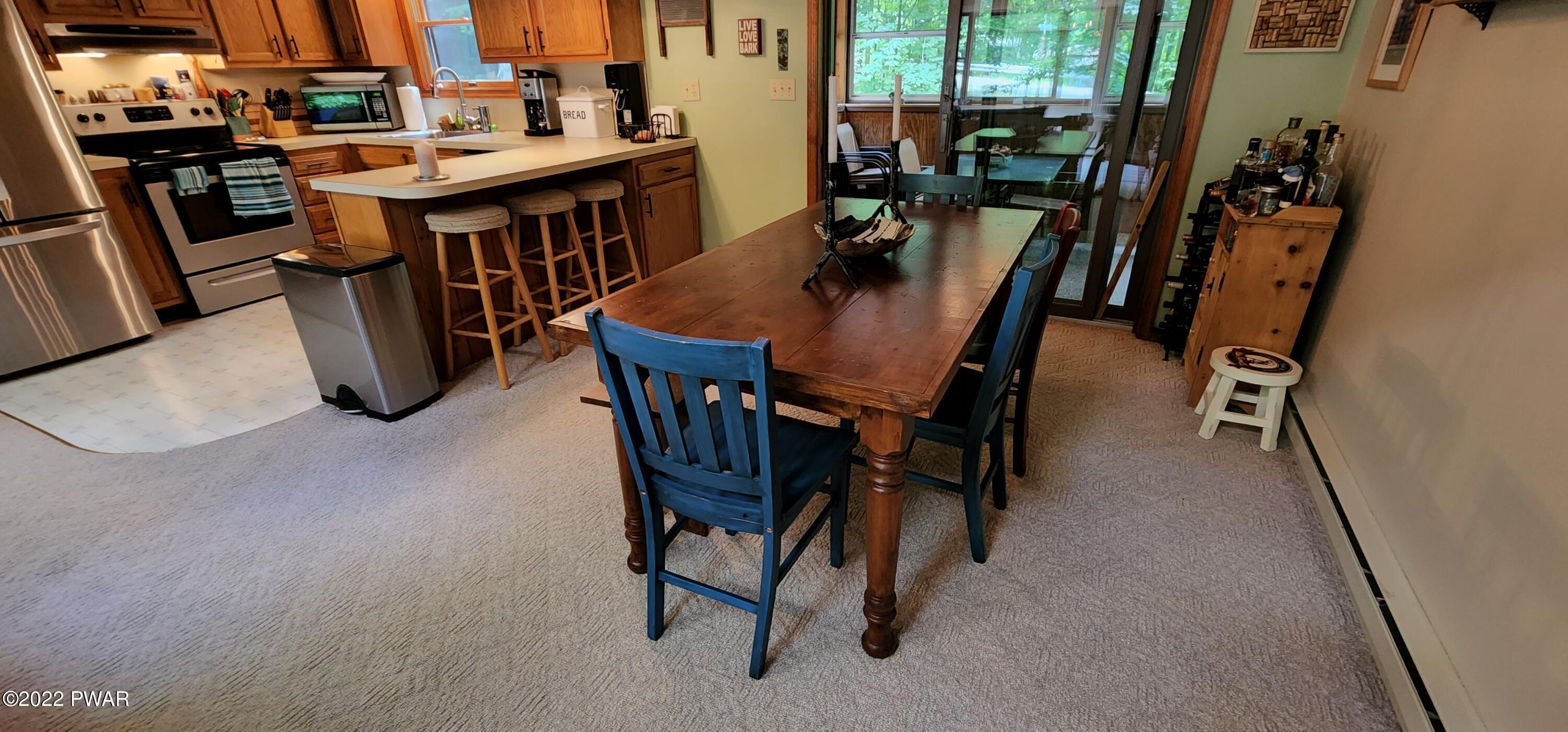 40 Boulder Road Lake Ariel, PA 18436 - Photo 22 of 52 a dining room with furniture and window