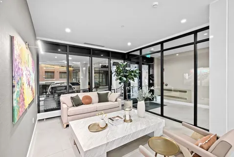 $784,900 | 14 West Broadway, Unit 10D, Boston, MA 02127