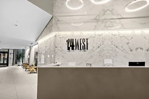 $784,900 | 14 West Broadway, Unit 10D, Boston, MA 02127