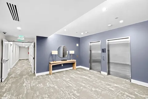 $784,900 | 14 West Broadway, Unit 10D, Boston, MA 02127