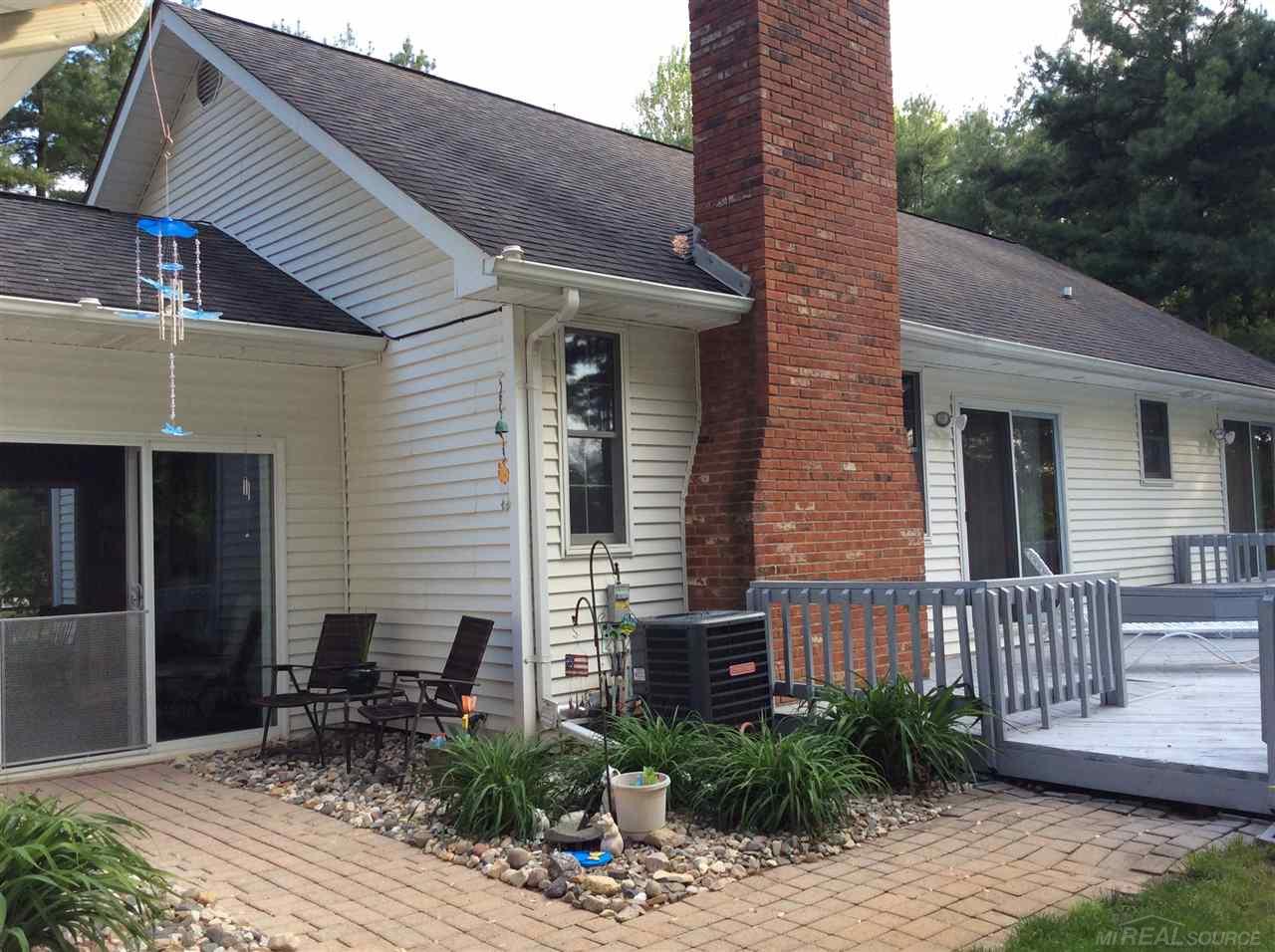 18775 Armada Ridge Road Armada, MI 48005 - Photo 13 of 40