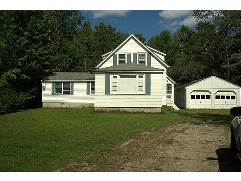 25 Upper Mast Landing Road Freeport, ME 04032 - Photo 2 of 11 Exterior Front.