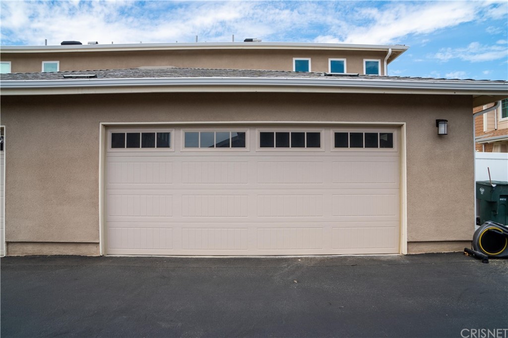110 Main Street Piru, CA 93040 - Photo 13 of 13 a close view of a kitchen