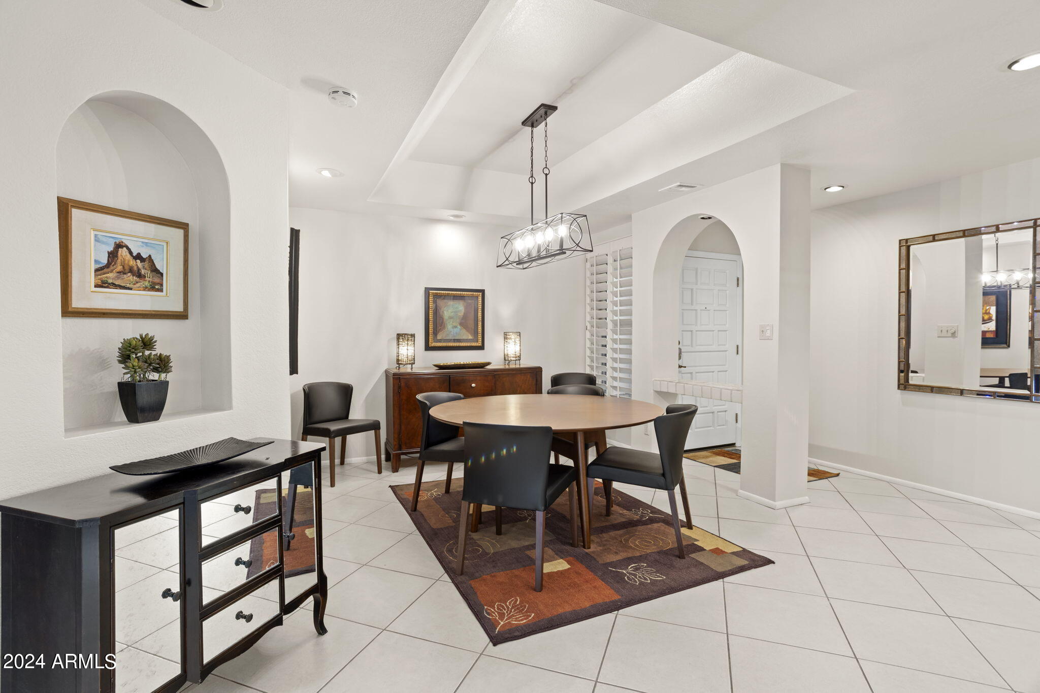 5200 South Lakeshore Drive, Unit 128 Tempe, AZ 85283 - Photo 13 of 35 Formal Dining