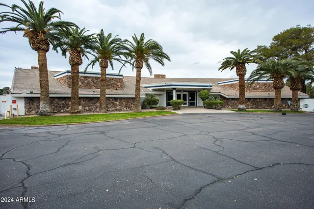 $5,000 | 5200 South Lakeshore Drive, Unit 128, Tempe, AZ 85283