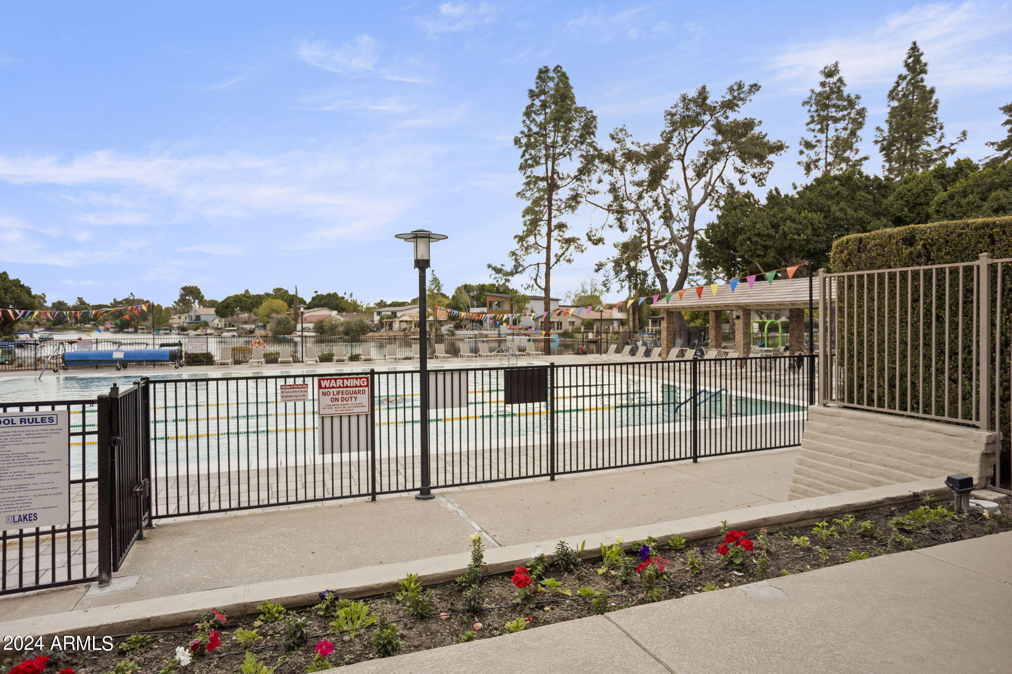 5200 South Lakeshore Drive, Unit 128 Tempe, AZ 85283 - Photo 35 of 35 Community pool
