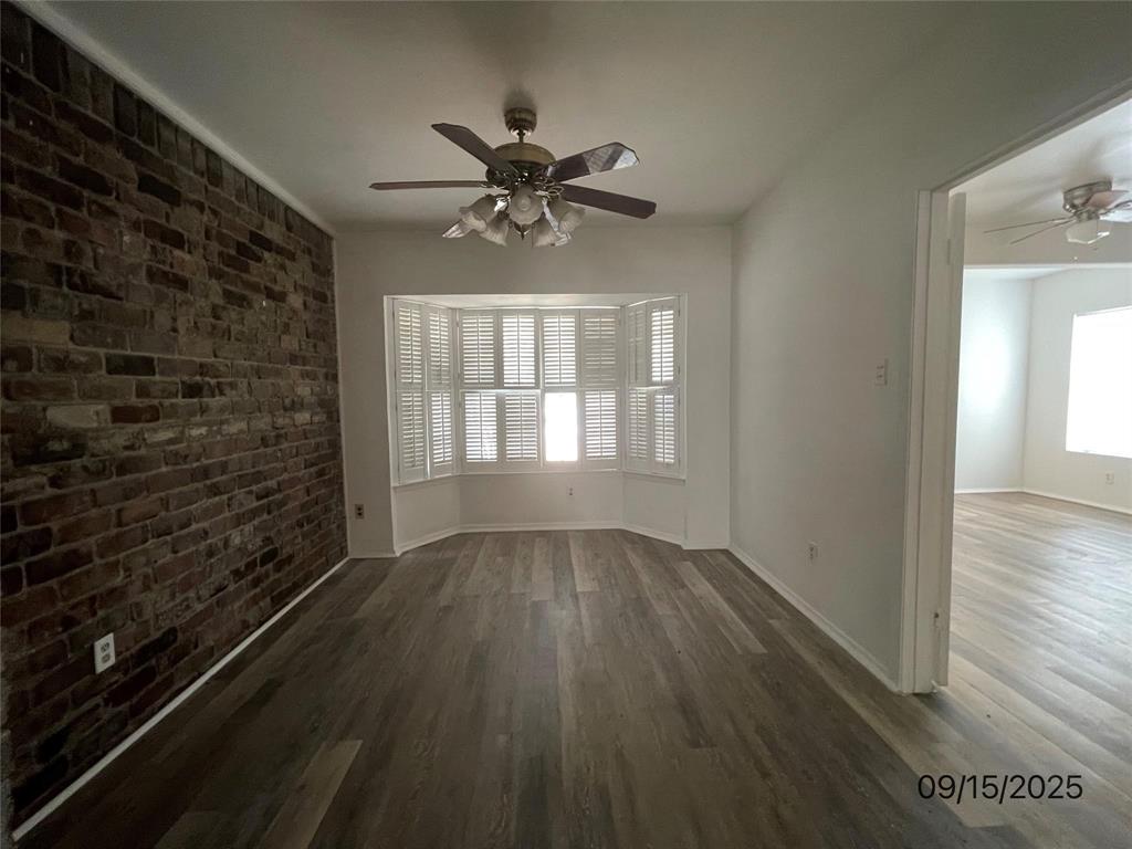 2620 Roberts Cut Off Road Sansom Park, TX 76114 - Photo 11 of 23